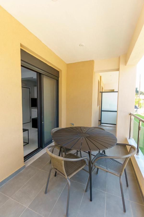 Lighthouse Apartments Kriopigi Exterior foto